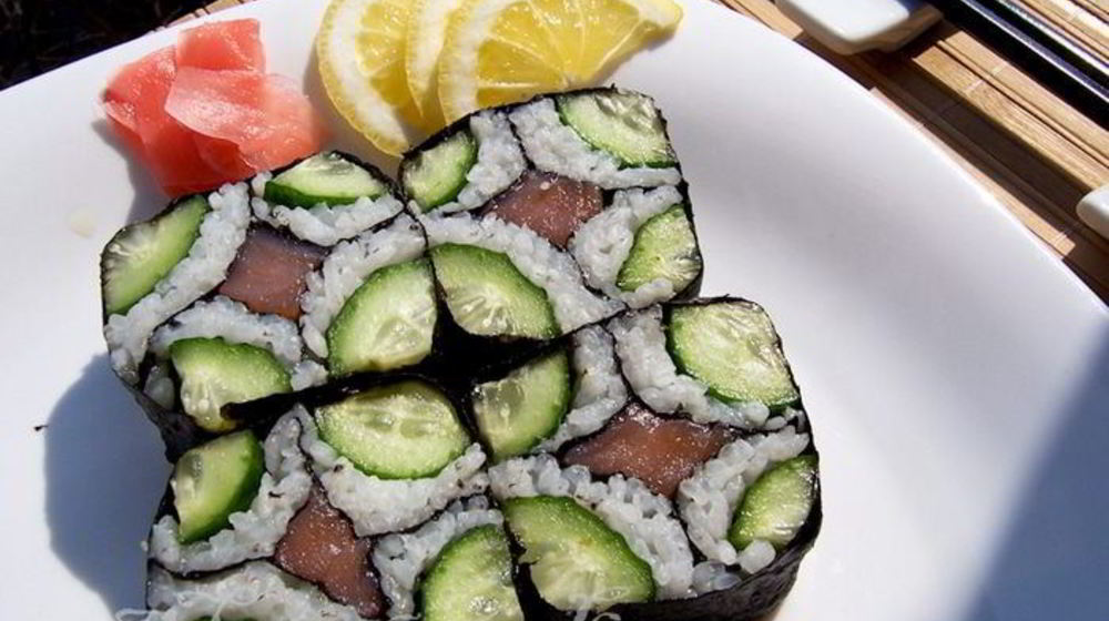 Как приготовить суши-ролл мозаика