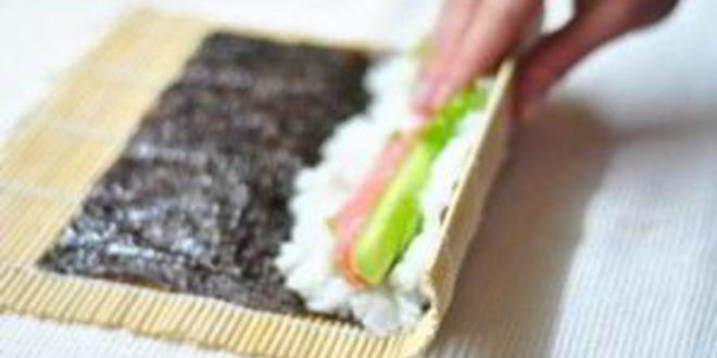 Рецепт суш с семгой и огурцом