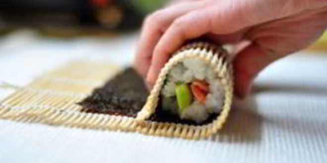 Рецепт суш с семгой и огурцом