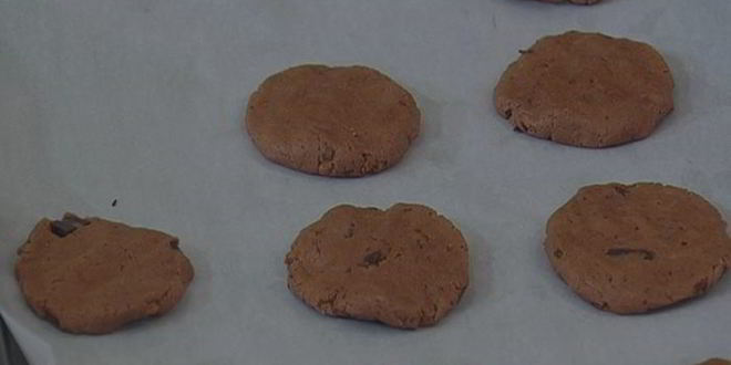 Рецепт шоколадных сэндвичей с фисташковым мороженым