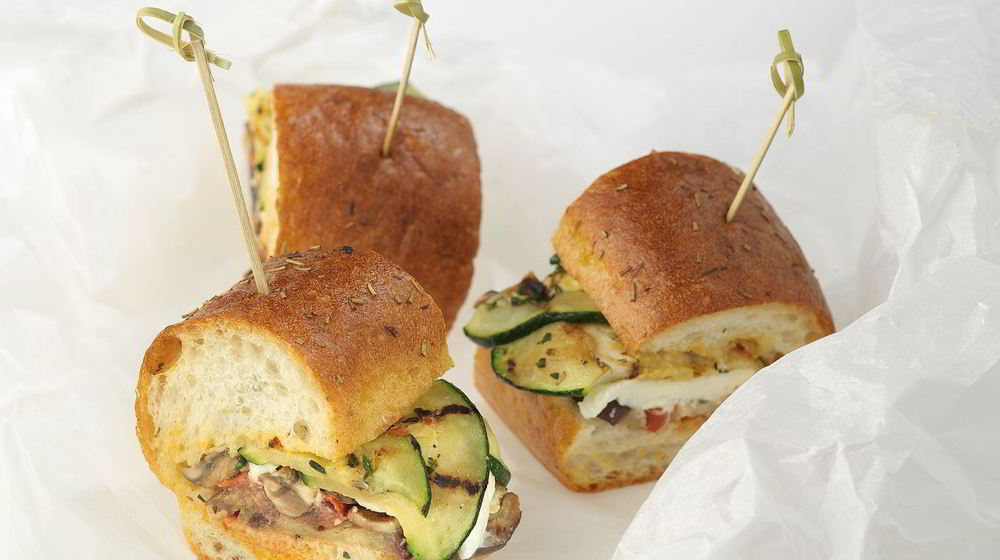 Как приготовить средиземноморский сэндвич