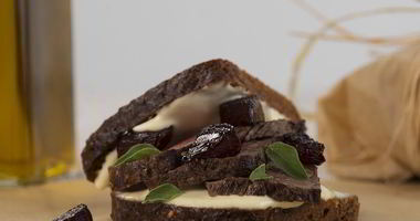 Рецепт Сэндвича с телятиной и розмарином