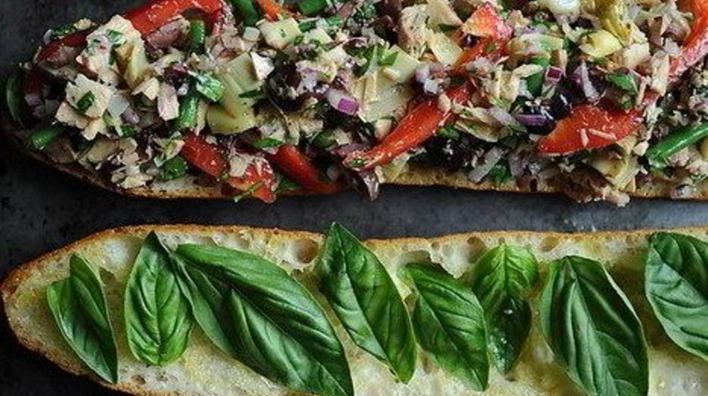 Как приготовить сэндвич с тунцом, артишоками и паприкой