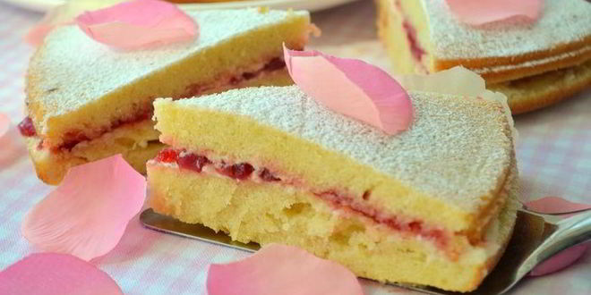 Рецепт сэндвича виктории с клубничныма джемома и сливочныма кремома