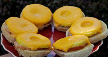 Рецепт Сэндвичей с ананасом и ветчиной