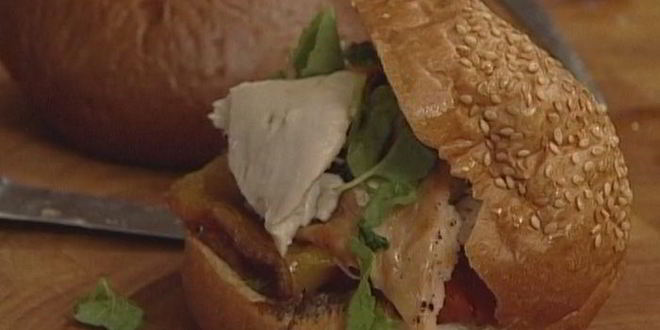 Рецепт сэндвичей с курицей, помидорами и перцем