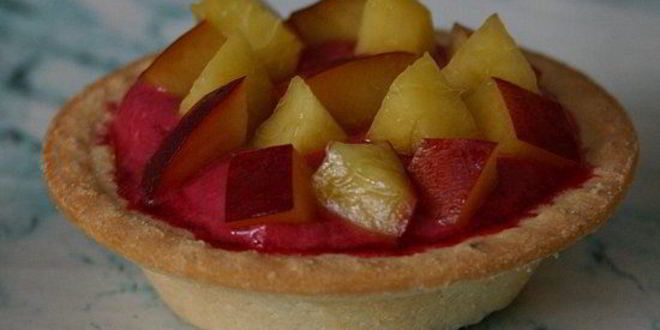 Рецепт холодных пирожных из вишни в тарталетках