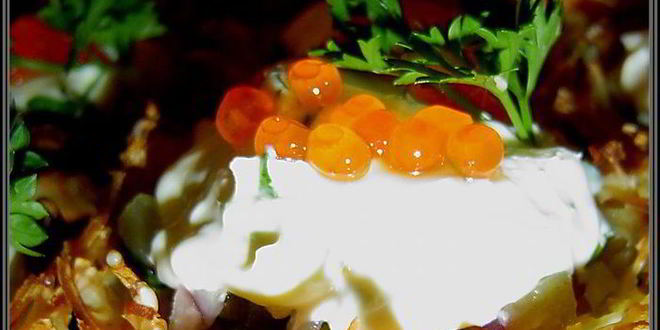 Рецепт тарталеток картофельных с селедкой и икрой