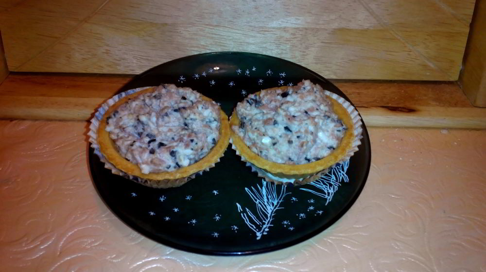 Как приготовить тарталетки с ветчинно-сырной закуской