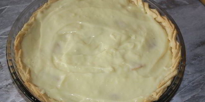 Рецепт грушевого тарта с заварным кремом и абрикосовыми косточками