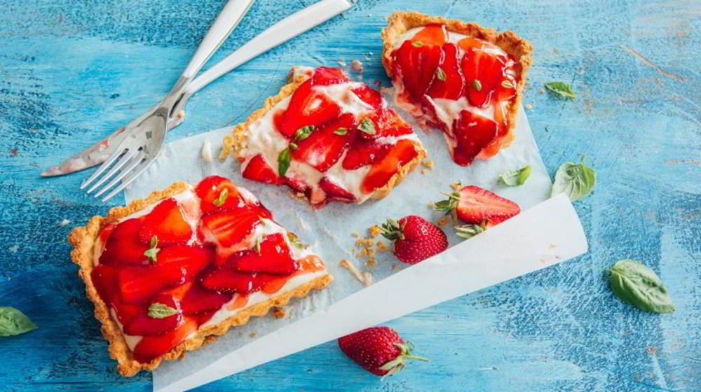 Как приготовить клубничный тарт с заварным кремом