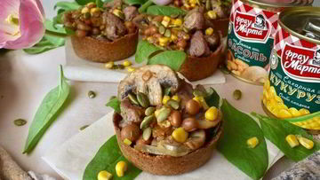 Рецепт Мини-тартов с салатом из индейки и овощей