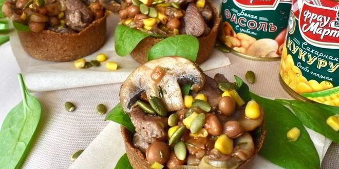 Рецепт мини-тартов с салатом из индейки и овощей