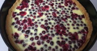 Рецепт Тарта с клюквой в сметанной заливке