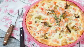 Рецепт Тарта с лососем и овощами