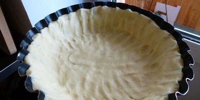 Рецепт тарта с малиной, заварным кремом и шоколадной прослойкой