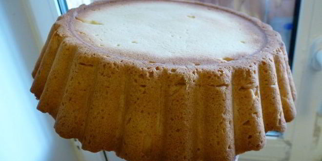 Рецепт тарта с малиной, заварным кремом и шоколадной прослойкой