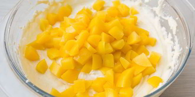 Рецепт творожного тарта с персиками