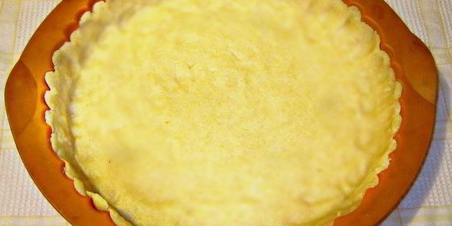 Рецепт закусочного тарта с сыром джюгас и инжиром