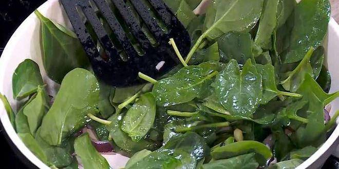 Рецепт артишоков со шпинатом на тостах