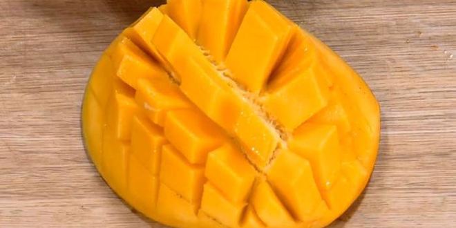 Рецепт французских тостов с ванильным йогуртом и манго