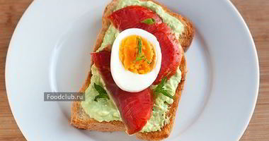 Рецепт Тоста с авокадо и копченой неркой