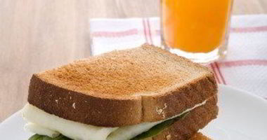 Рецепт Тостов с белковым омлетом и шпинатом