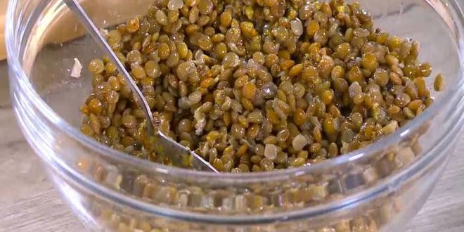 Рецепт тостов с чечевицей и капустой