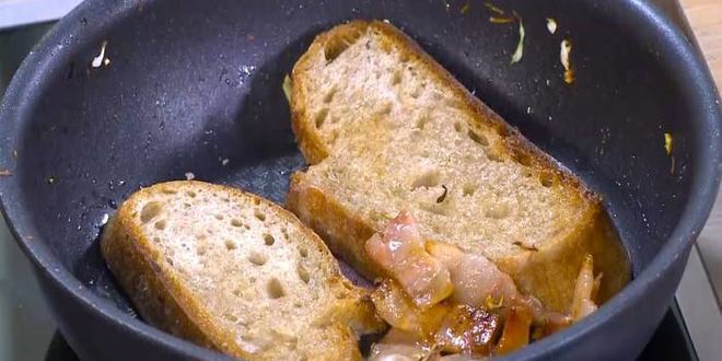 Рецепт тостов с чечевицей и капустой