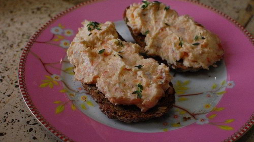 Как приготовить тосты с патэ из копченой форели