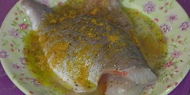 Рецепт тостов с рыбой карри и свекольным салатом