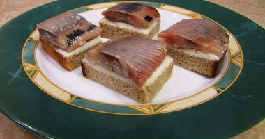 Рецепт Тостов с селедкой