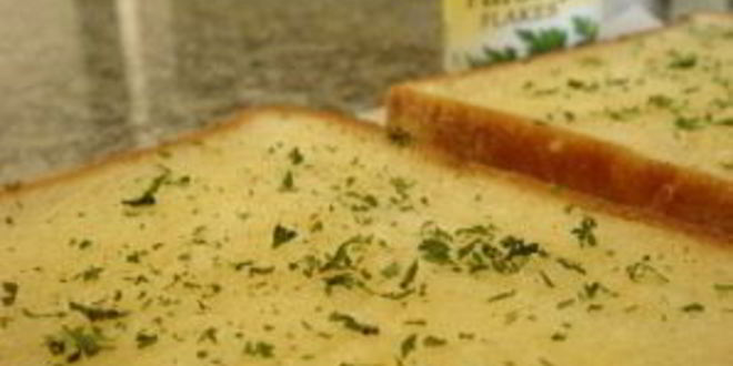 Рецепт тостов с сыром и чесноком