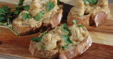 Рецепт Тостов с цветной капустой в сырном соусе