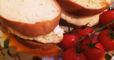 Рецепт Тостов с ветчиной и овощами