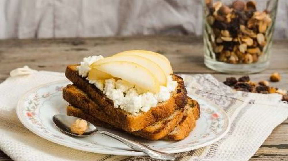 Как приготовить яблочно-творожные тосты