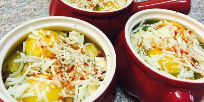 Рецепт яичницы с грибами, грудинкой и овощами