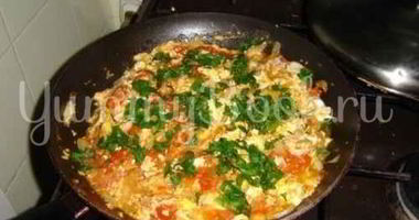 Рецепт Яичницы с помидорами