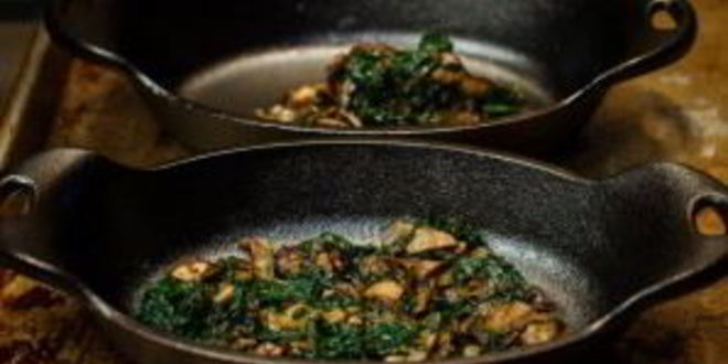 Рецепт яичницы со шпинатом и грибами в духовке