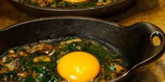 Рецепт яичницы со шпинатом и грибами в духовке