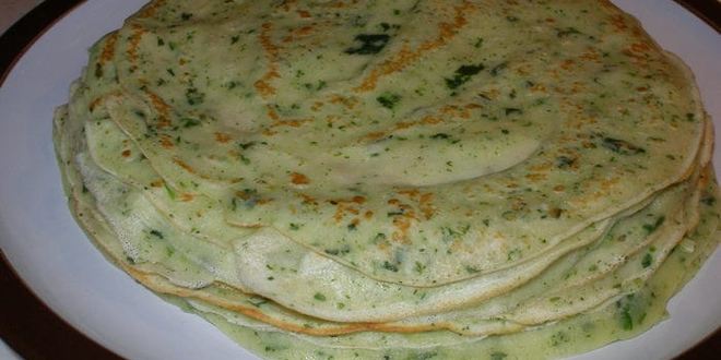 Рецепт яичницы в шпинатных блинчиках