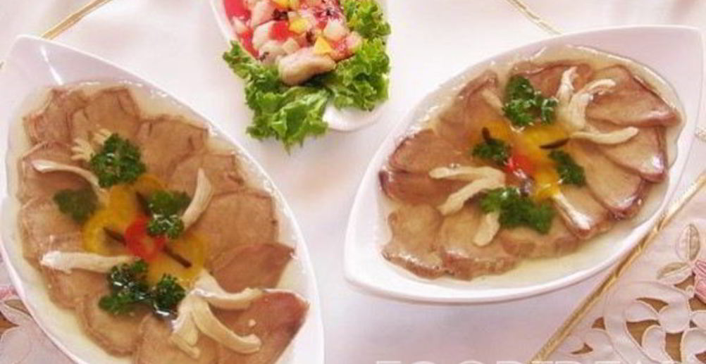 Рецепт заливное из свиного языка с опятами