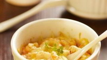 Рецепт Куриного жюльена в сливочном соусе с золотистой корочкой из пармезана