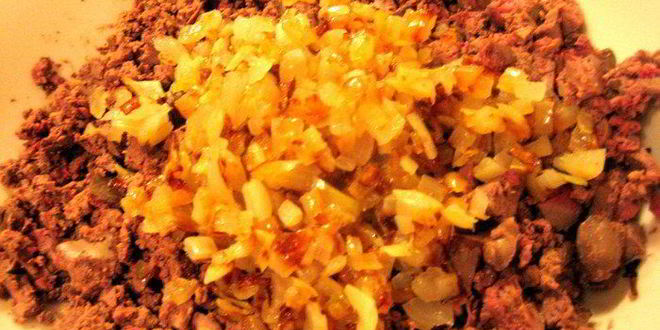 Рецепт жульена печеночного с грибами под сыром джюгас